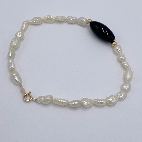 14k Gold Freshwater Pearl & Onyx Bead Bracelet - Picture 9 of 9
